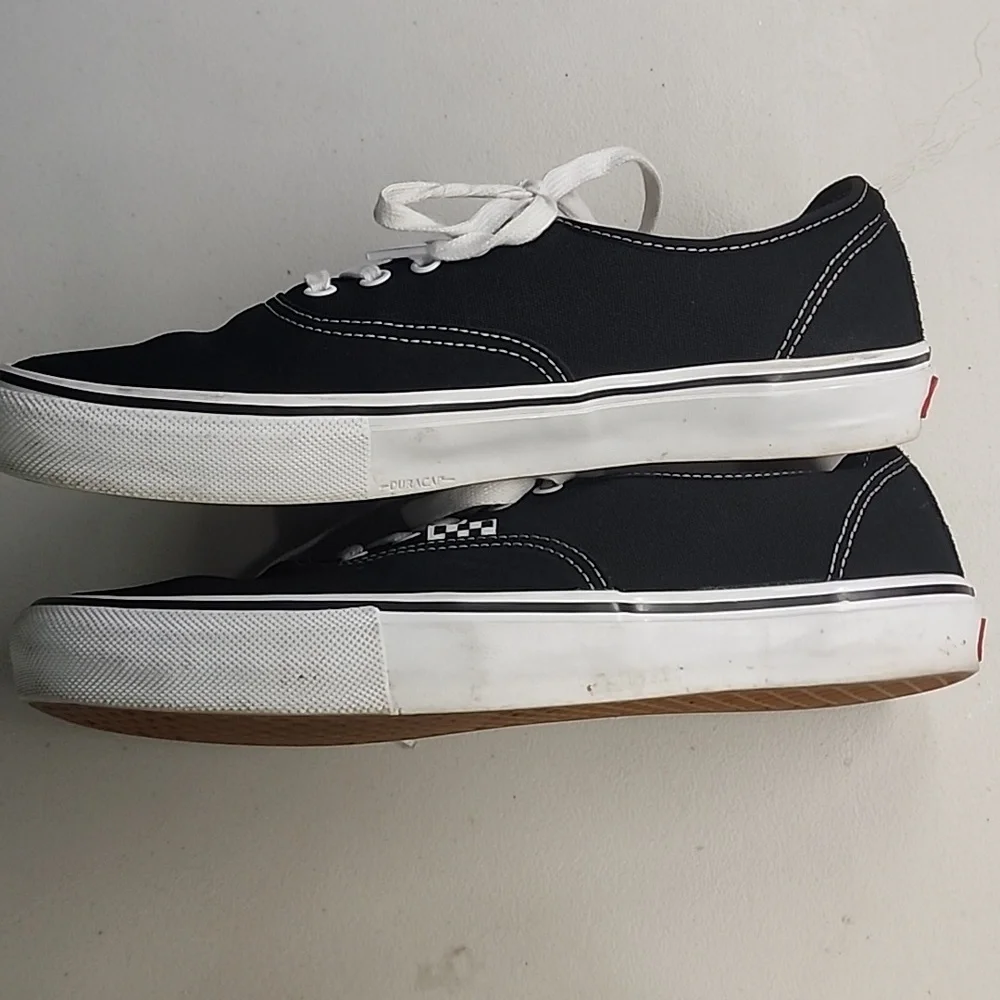 Vans Black Skate Authentic Shoe - Picture 4 of 4